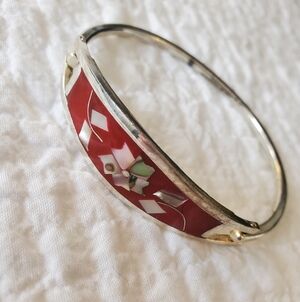 Silver Hinge Bracelet Bangle With Red And Shell Inlaid Floral Pattern